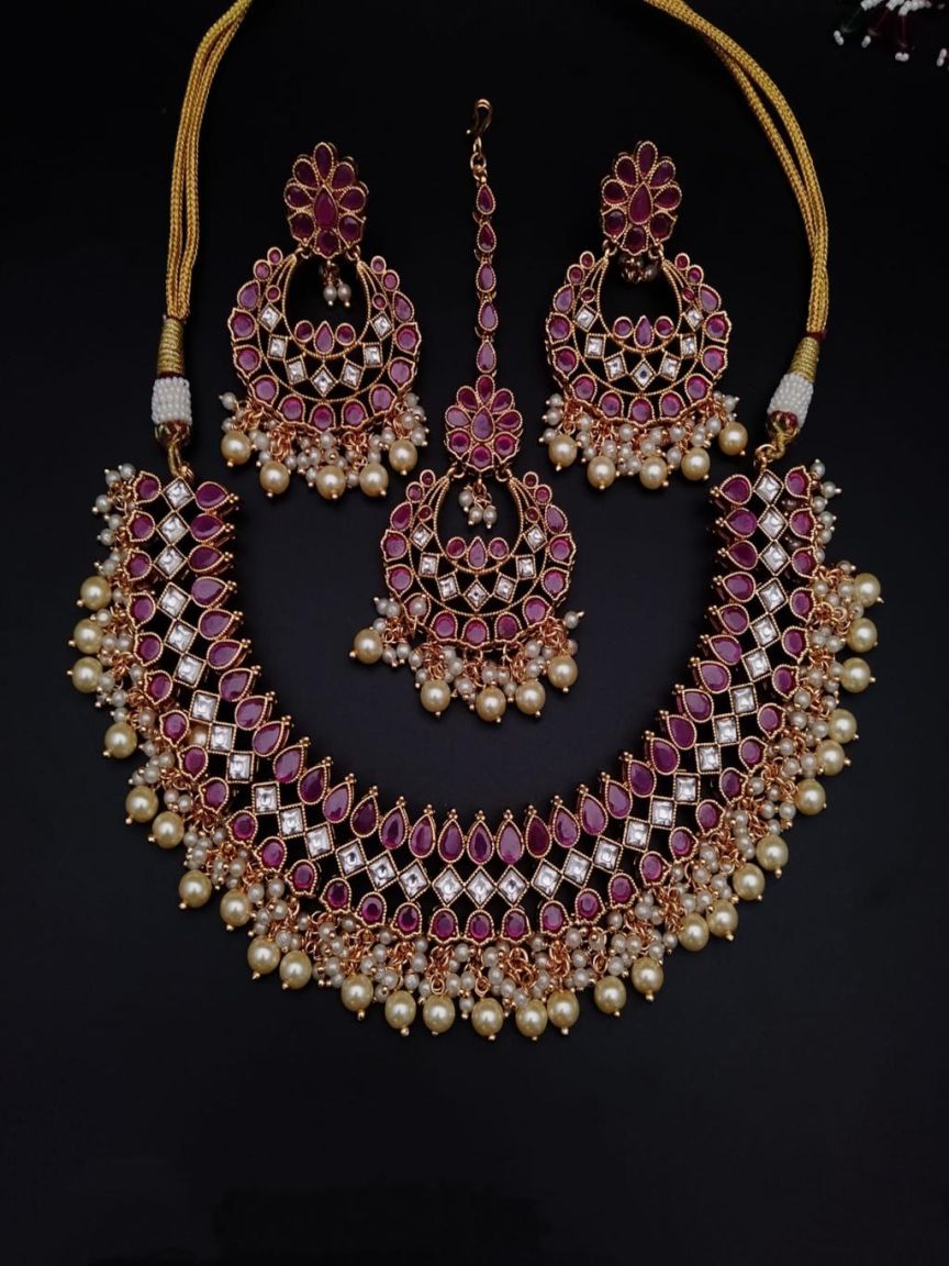 NECKLASE SET IN POLKI (GOLD POLISH) STYLE | DESIGN - 17950