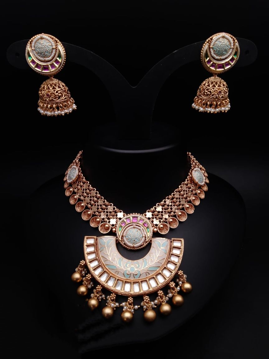 NECKLASE SET IN POLKI (GOLD POLISH) STYLE | DESIGN - 17964