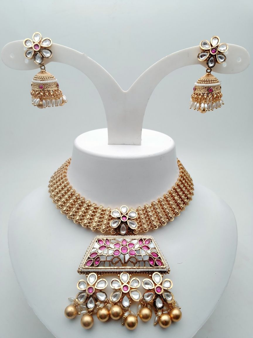 NECKLASE SET IN POLKI (GOLD POLISH) STYLE | DESIGN - 17968