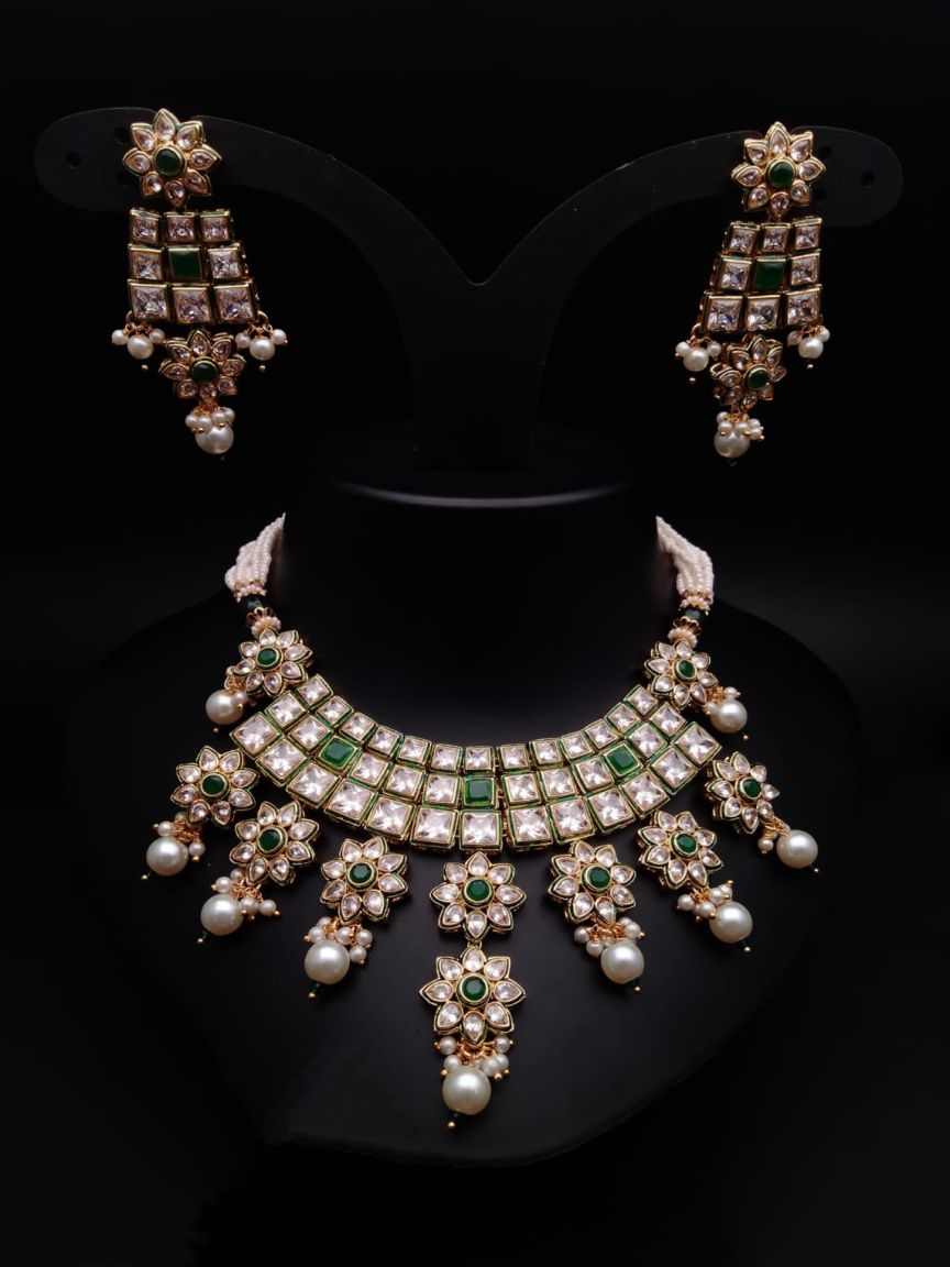 NECKLASE SET IN POLKI (GOLD POLISH) STYLE | DESIGN - 17997