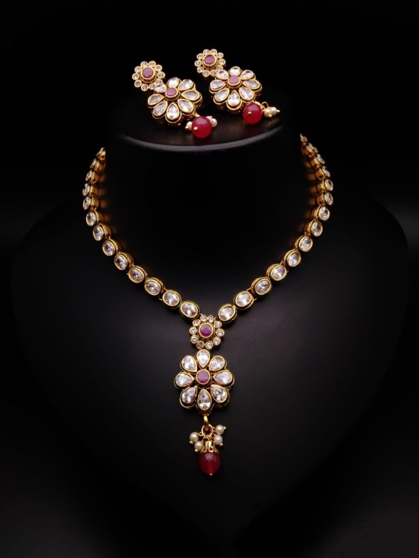 NECKLASE SET IN POLKI (GOLD POLISH) STYLE | DESIGN - 18017