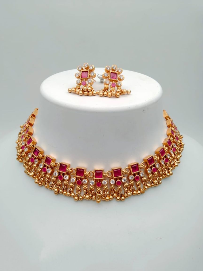 NECKLASE SET IN POLKI (GOLD POLISH) STYLE | DESIGN - 18104