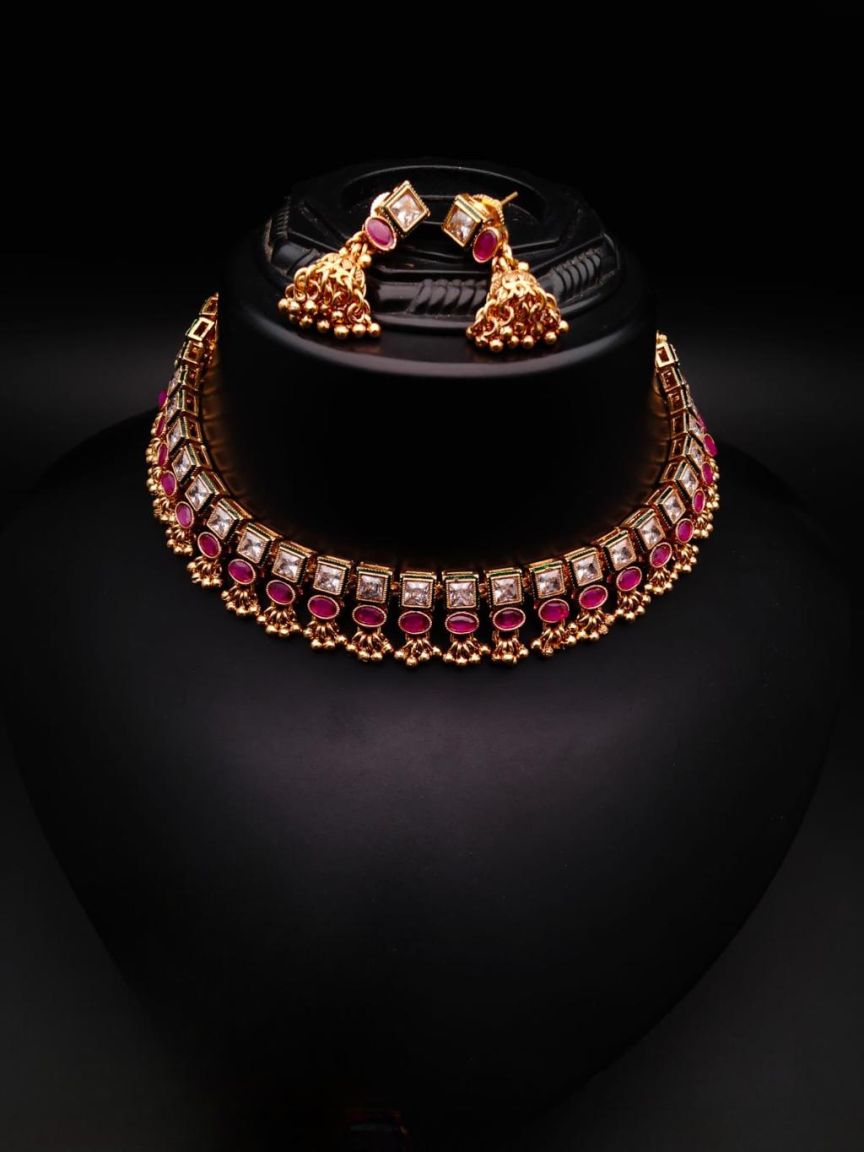 NECKLASE SET IN POLKI (GOLD POLISH) STYLE | DESIGN - 18217