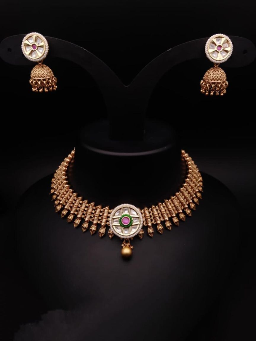 NECKLASE SET IN POLKI (GOLD POLISH) STYLE | DESIGN - 18253