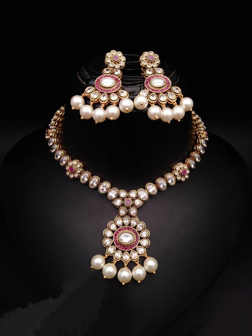 NECKLASE SET IN POLKI (GOLD POLISH) STYLE | DESIGN - 18294
