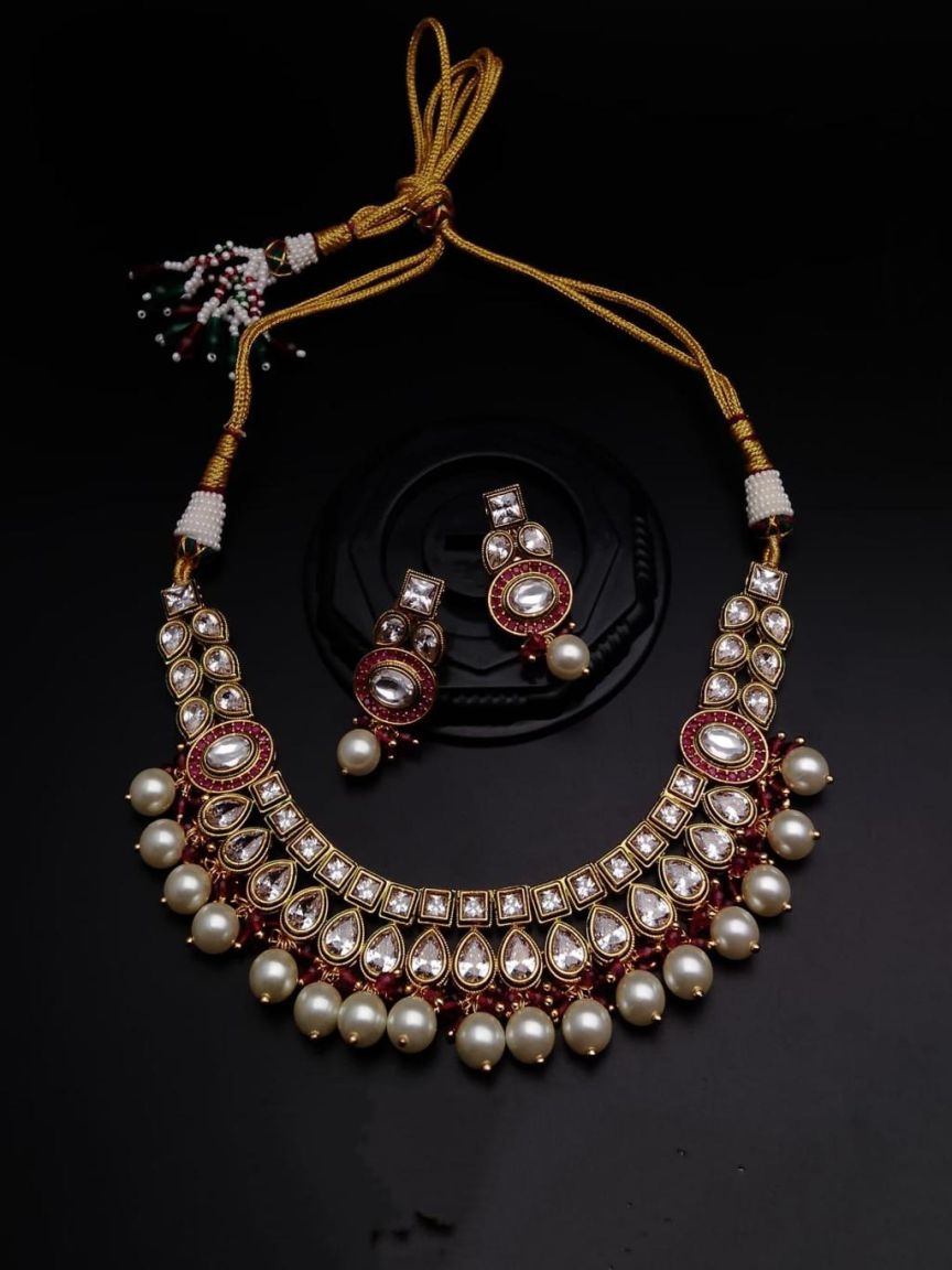 NECKLASE SET IN POLKI (GOLD POLISH) STYLE | DESIGN - 18315
