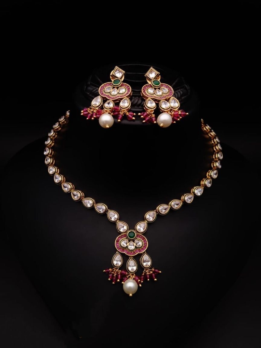 NECKLASE SET IN POLKI (GOLD POLISH) STYLE | DESIGN - 18321