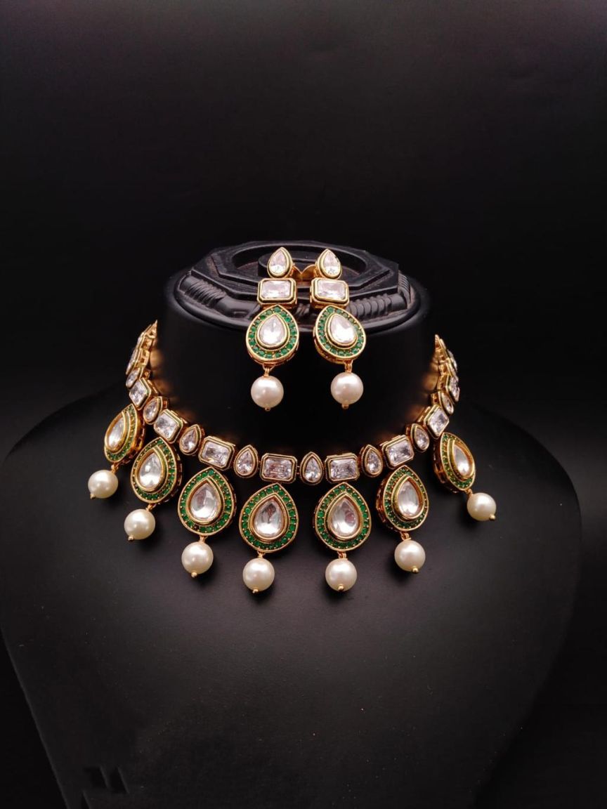 NECKLASE SET IN POLKI (GOLD POLISH) STYLE | DESIGN - 18333