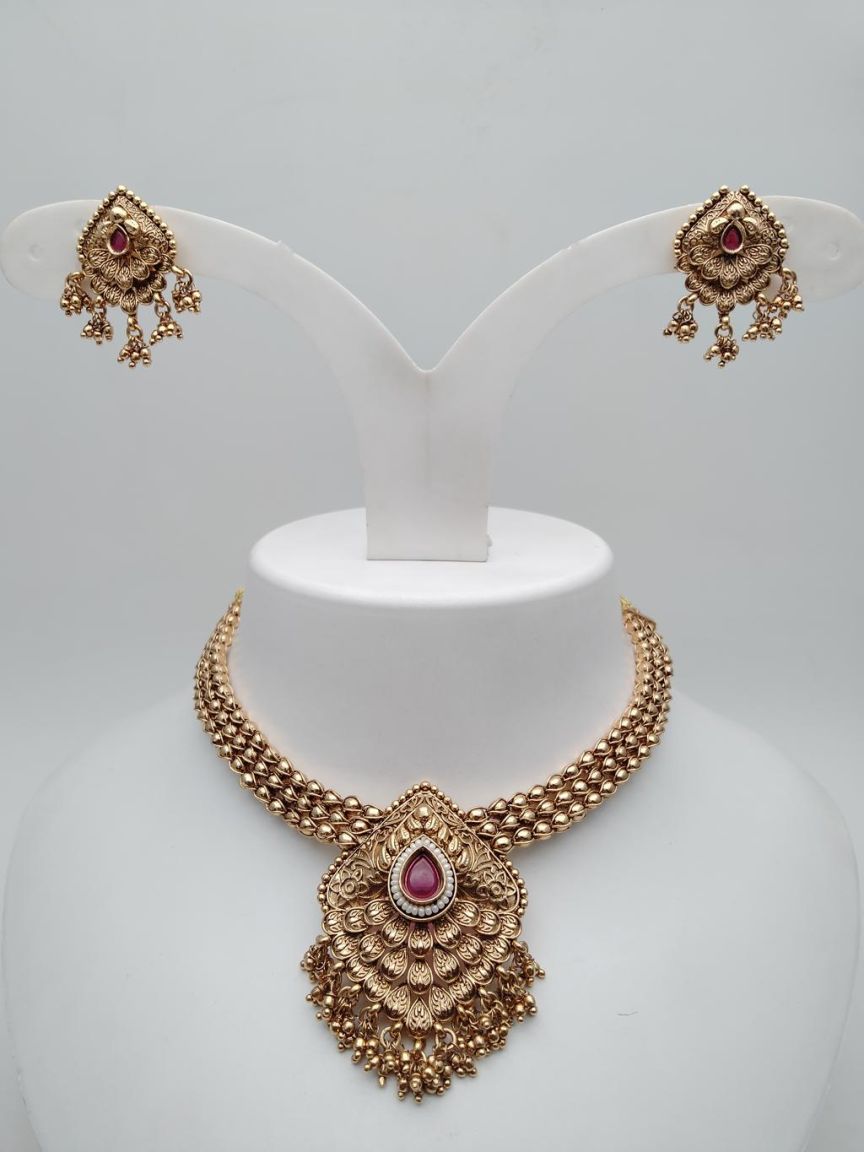NECKLASE SET IN POLKI (GOLD POLISH) STYLE | DESIGN - 18350