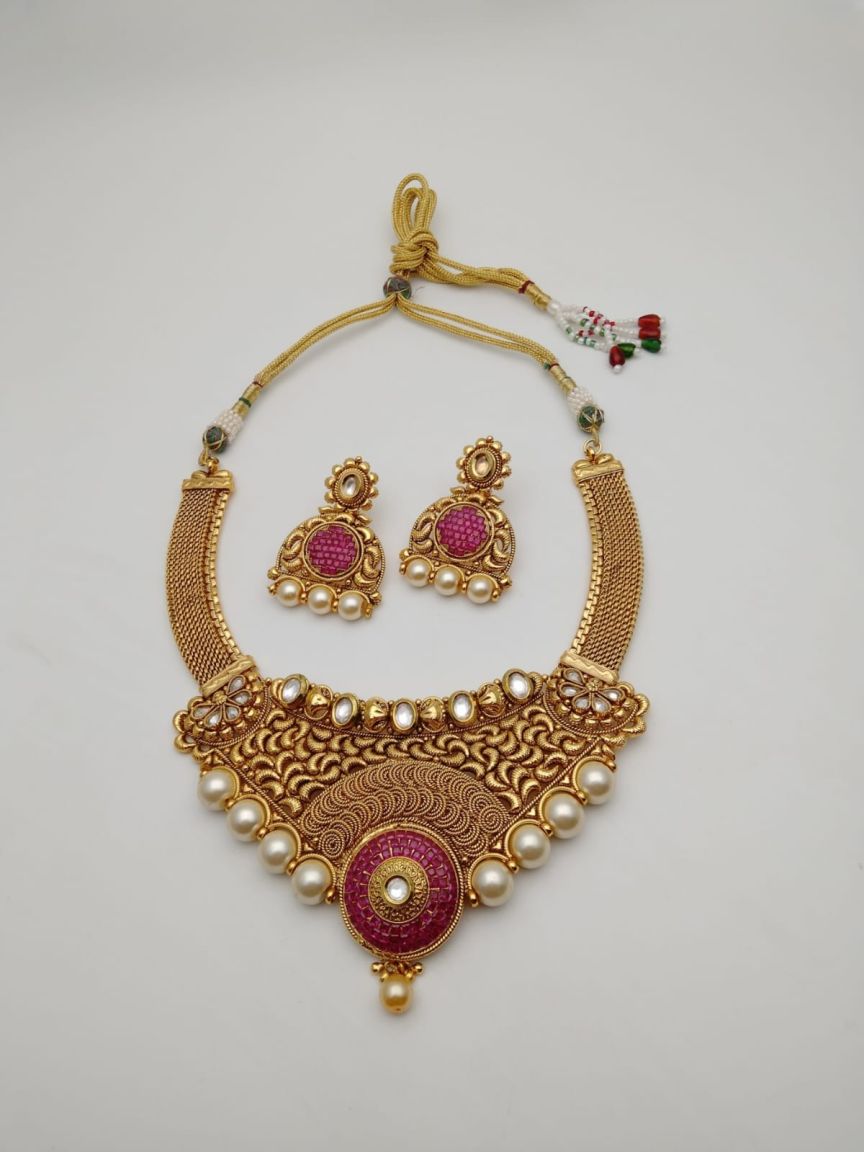 NECKLASE SET IN POLKI (GOLD POLISH) STYLE | DESIGN - 18384