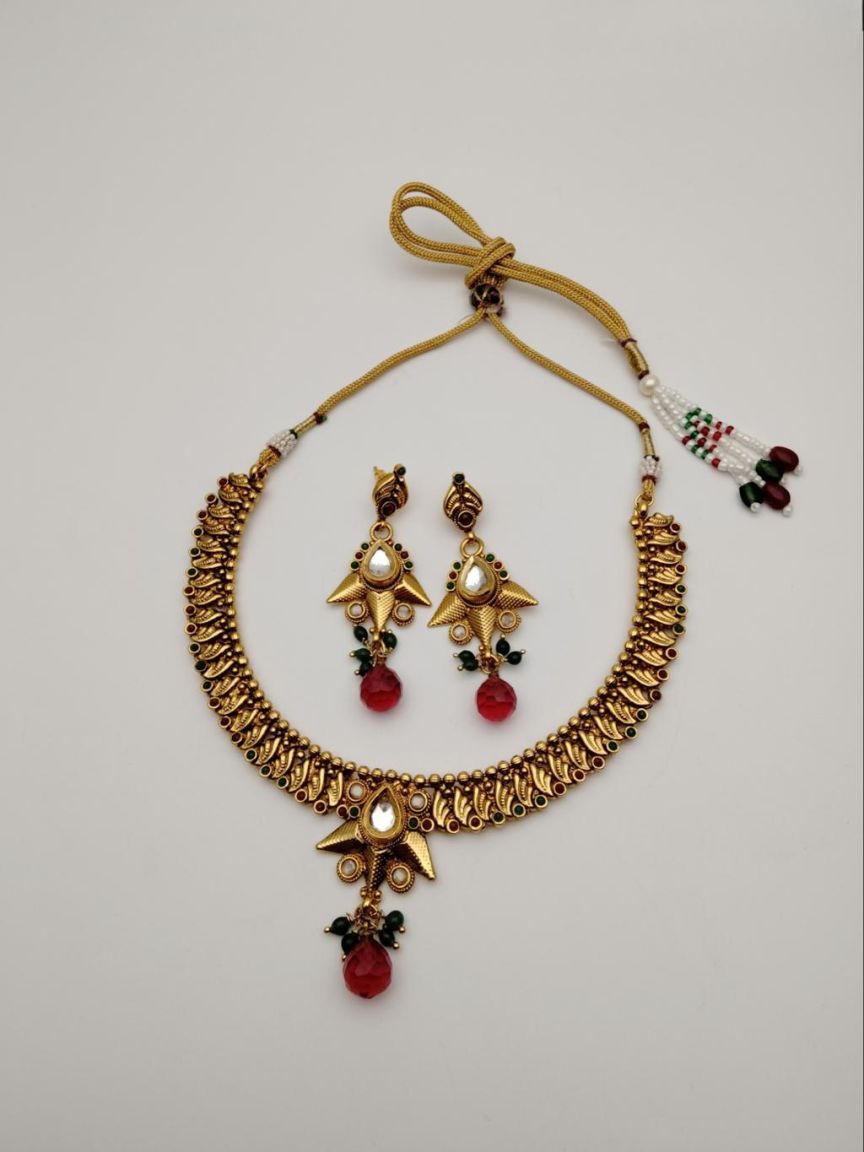 NECKLASE SET IN POLKI (GOLD POLISH) STYLE | DESIGN - 18426