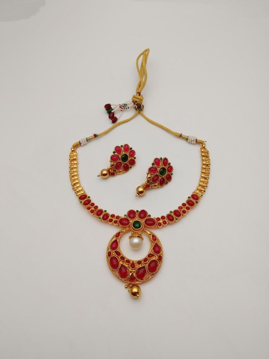 NECKLASE SET IN POLKI (GOLD POLISH) STYLE | DESIGN - 18433