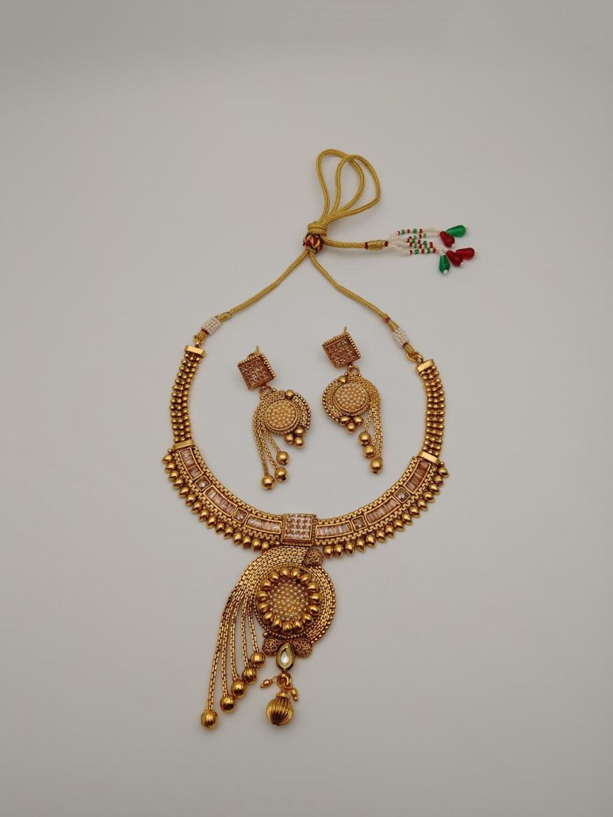 NECKLASE SET IN POLKI (GOLD POLISH) STYLE | DESIGN - 18455
