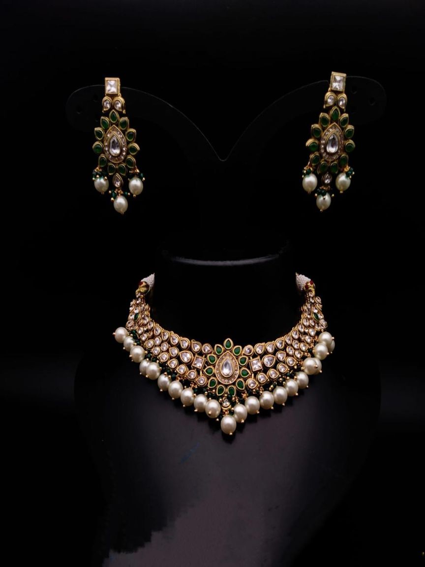 NECKLASE SET IN POLKI (GOLD POLISH) STYLE | DESIGN - 18466