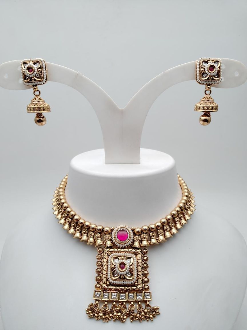 NECKLASE SET IN POLKI (GOLD POLISH) STYLE | DESIGN - 18485