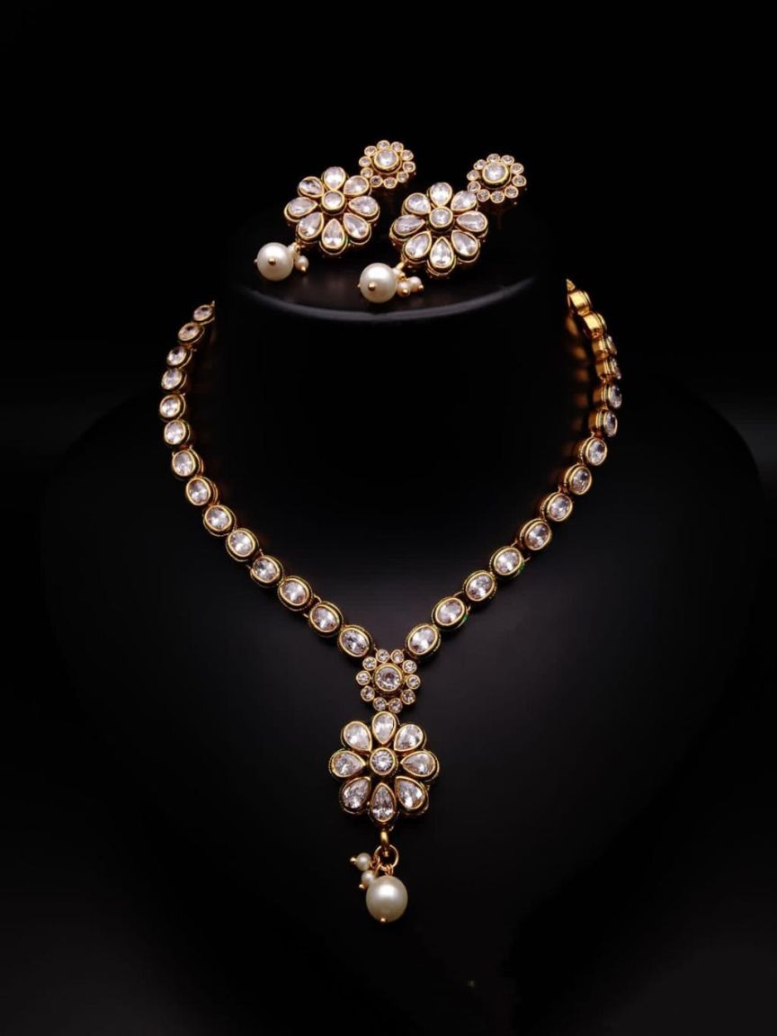 NECKLASE SET IN POLKI (GOLD POLISH) STYLE | DESIGN - 18532