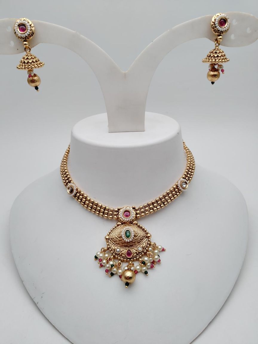 NECKLASE SET IN POLKI (GOLD POLISH) STYLE | DESIGN - 18559