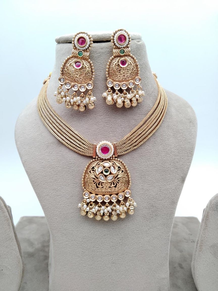 NECKLASE SET IN POLKI (GOLD POLISH) STYLE | DESIGN - 18561