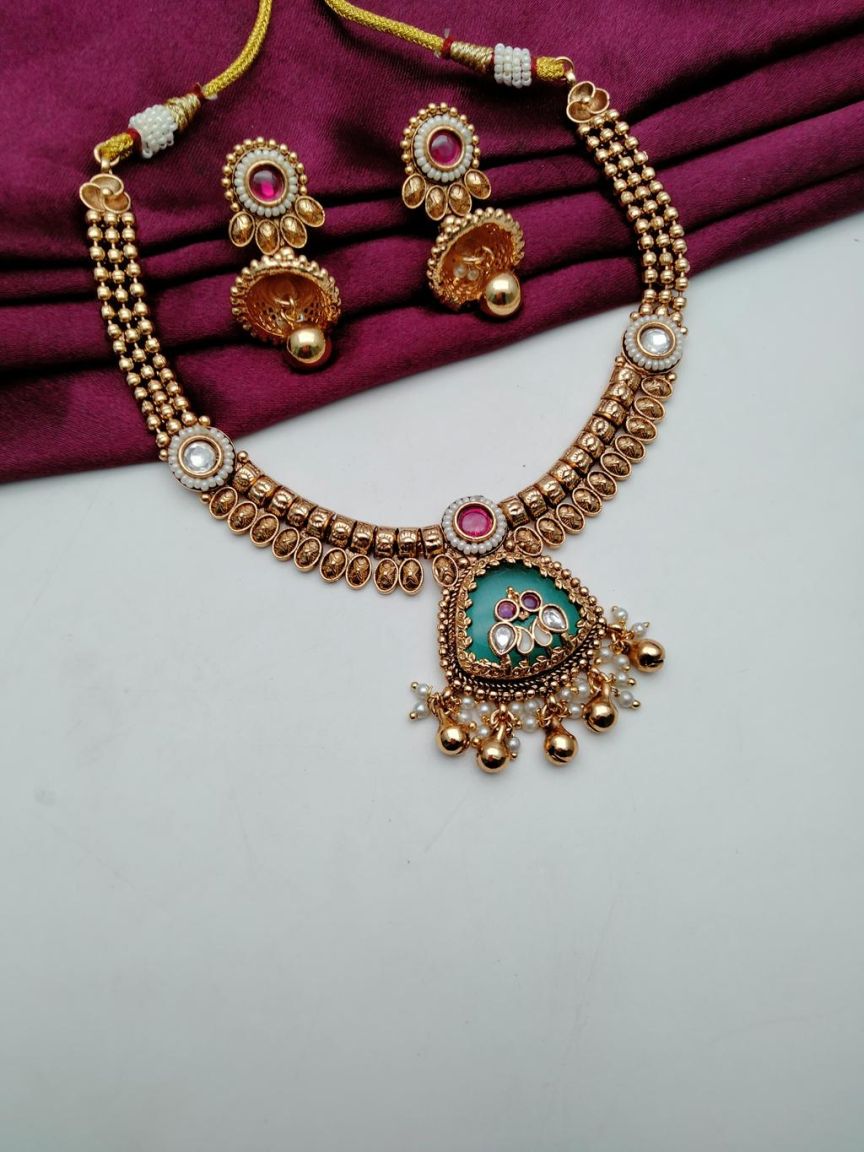 NECKLASE SET IN POLKI (GOLD POLISH) STYLE | DESIGN - 18618