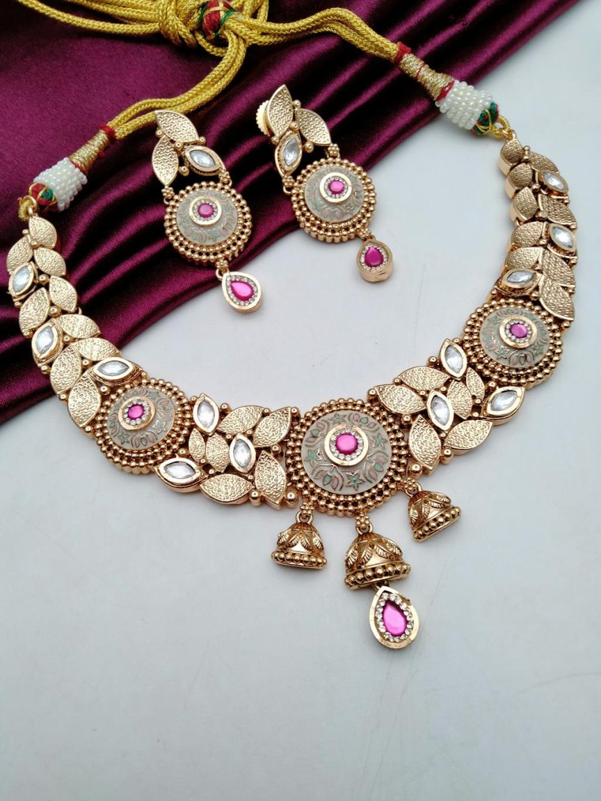 NECKLASE SET IN POLKI (GOLD POLISH) STYLE | DESIGN - 18647