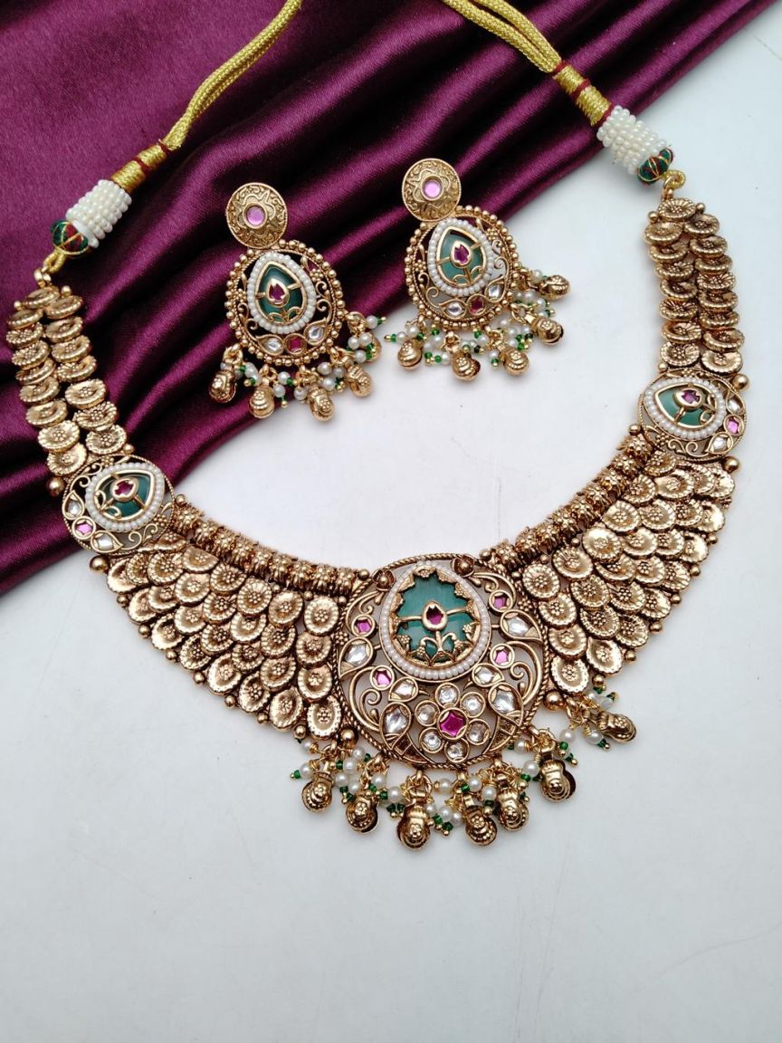NECKLASE SET IN POLKI (GOLD POLISH) STYLE | DESIGN - 18652