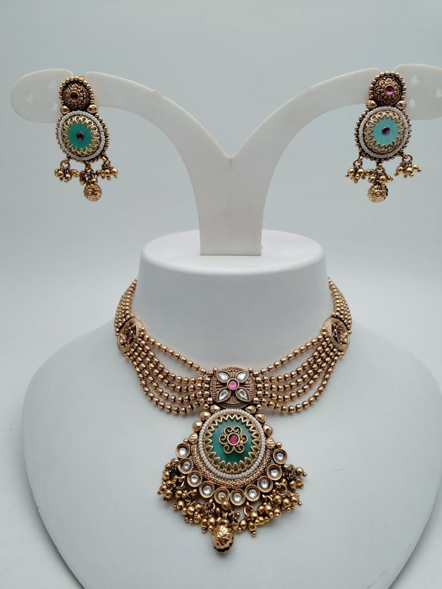 NECKLASE SET IN POLKI (GOLD POLISH) STYLE | DESIGN - 18663