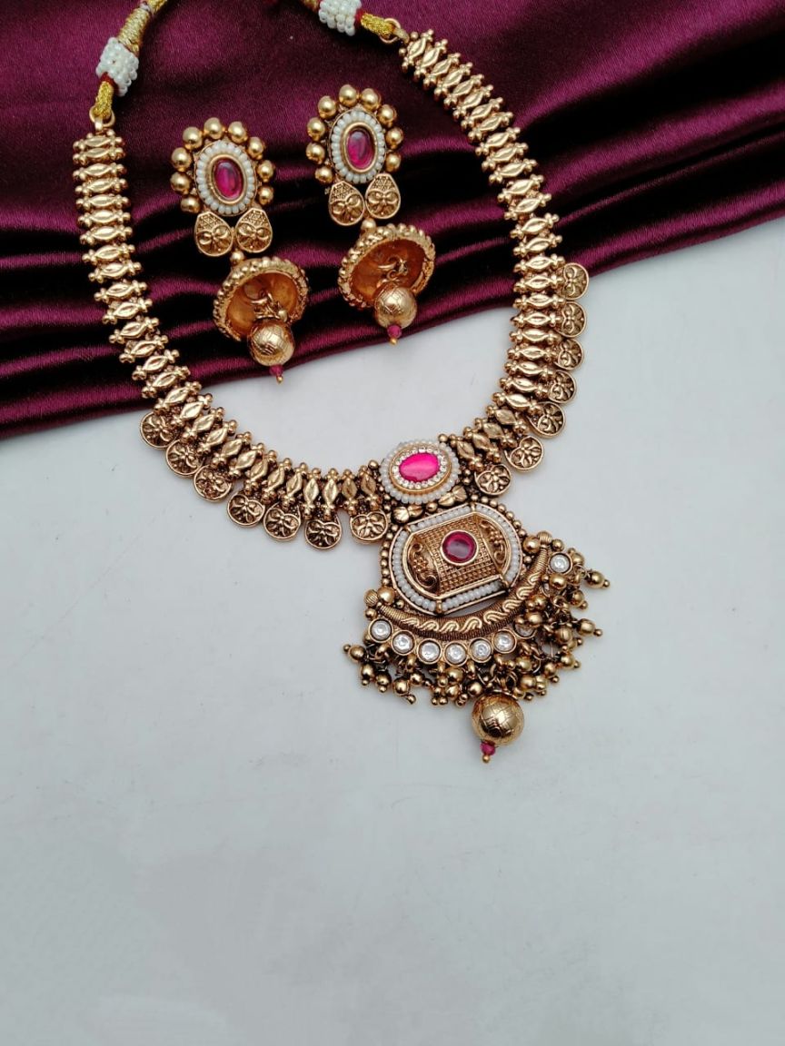 NECKLASE SET IN POLKI (GOLD POLISH) STYLE | DESIGN - 18670