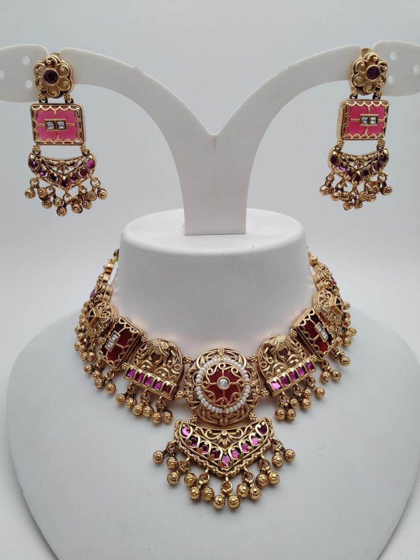 NECKLASE SET IN POLKI (GOLD POLISH) STYLE | DESIGN - 18693
