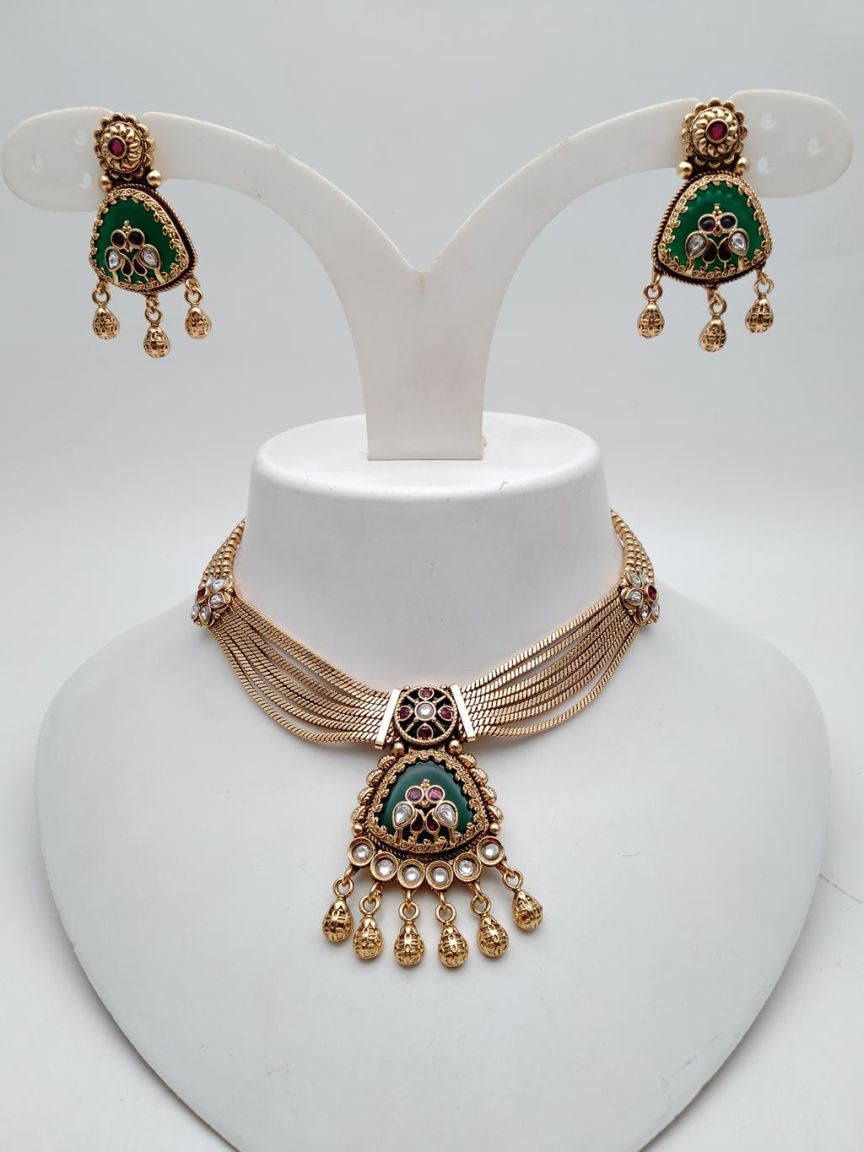 NECKLASE SET IN POLKI (GOLD POLISH) STYLE | DESIGN - 18703