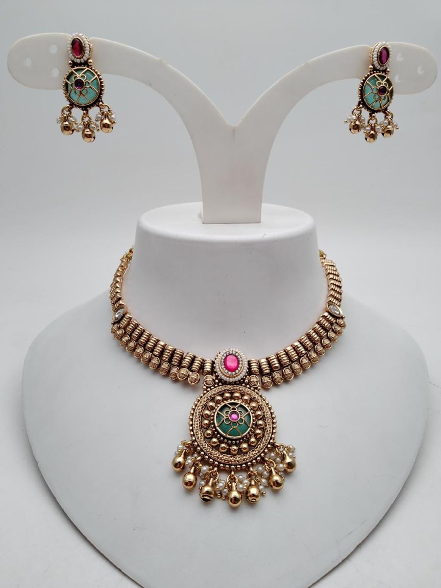NECKLASE SET IN POLKI (GOLD POLISH) STYLE | DESIGN - 18704