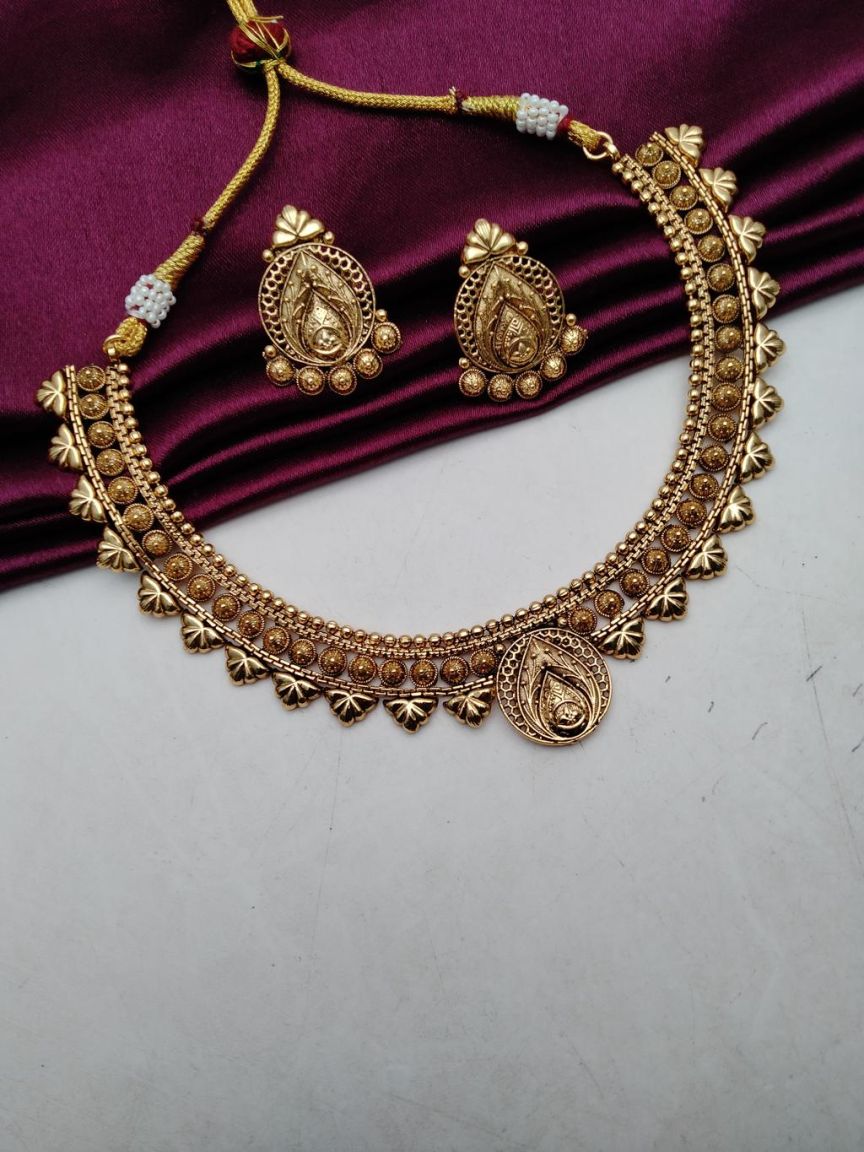 NECKLASE SET IN POLKI (GOLD POLISH) STYLE | DESIGN - 18711