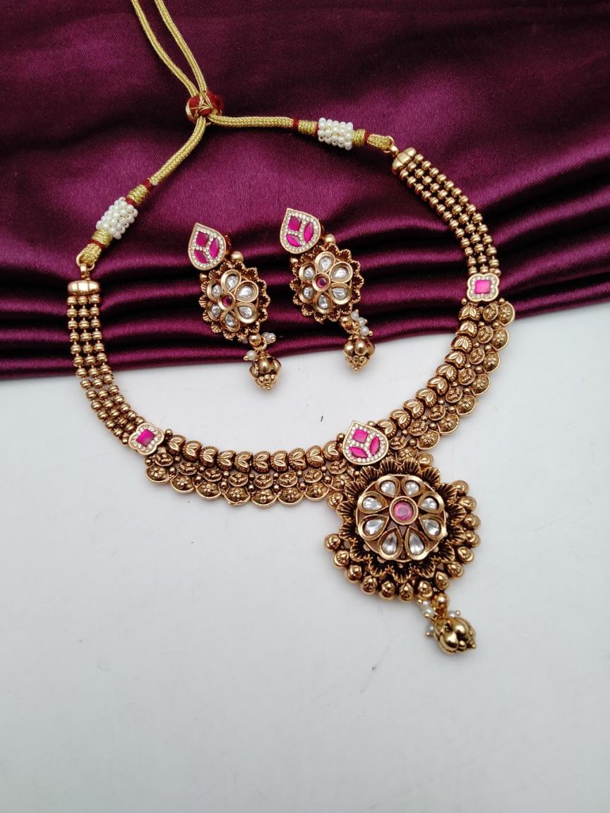 NECKLASE SET IN POLKI (GOLD POLISH) STYLE | DESIGN - 18722