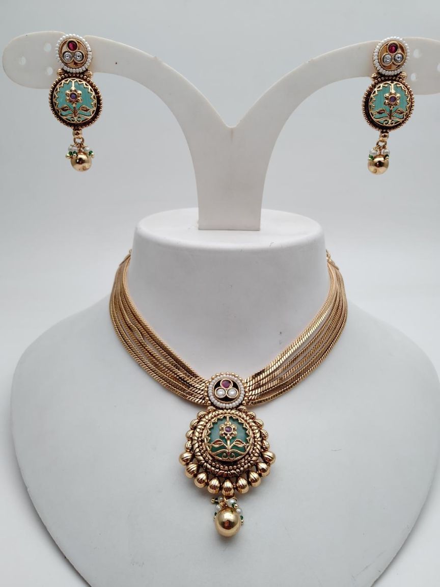 NECKLASE SET IN POLKI (GOLD POLISH) STYLE | DESIGN - 18723