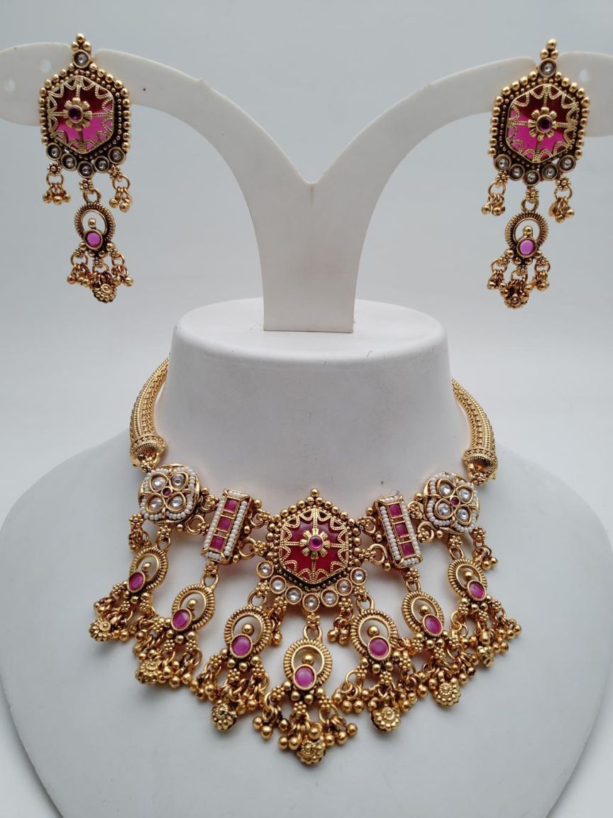 NECKLASE SET IN POLKI (GOLD POLISH) STYLE | DESIGN - 18726