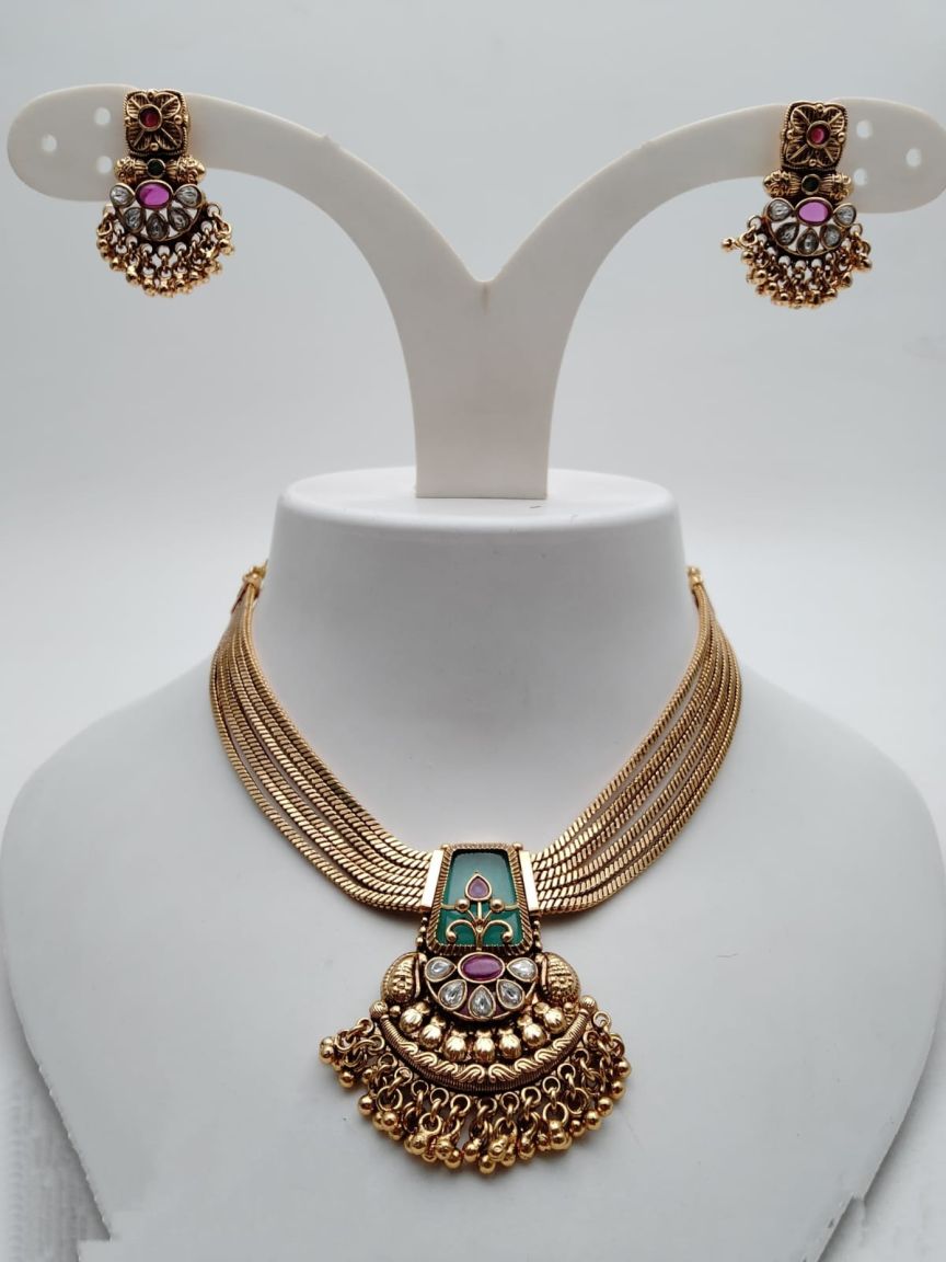 NECKLASE SET IN POLKI (GOLD POLISH) STYLE | DESIGN - 18730