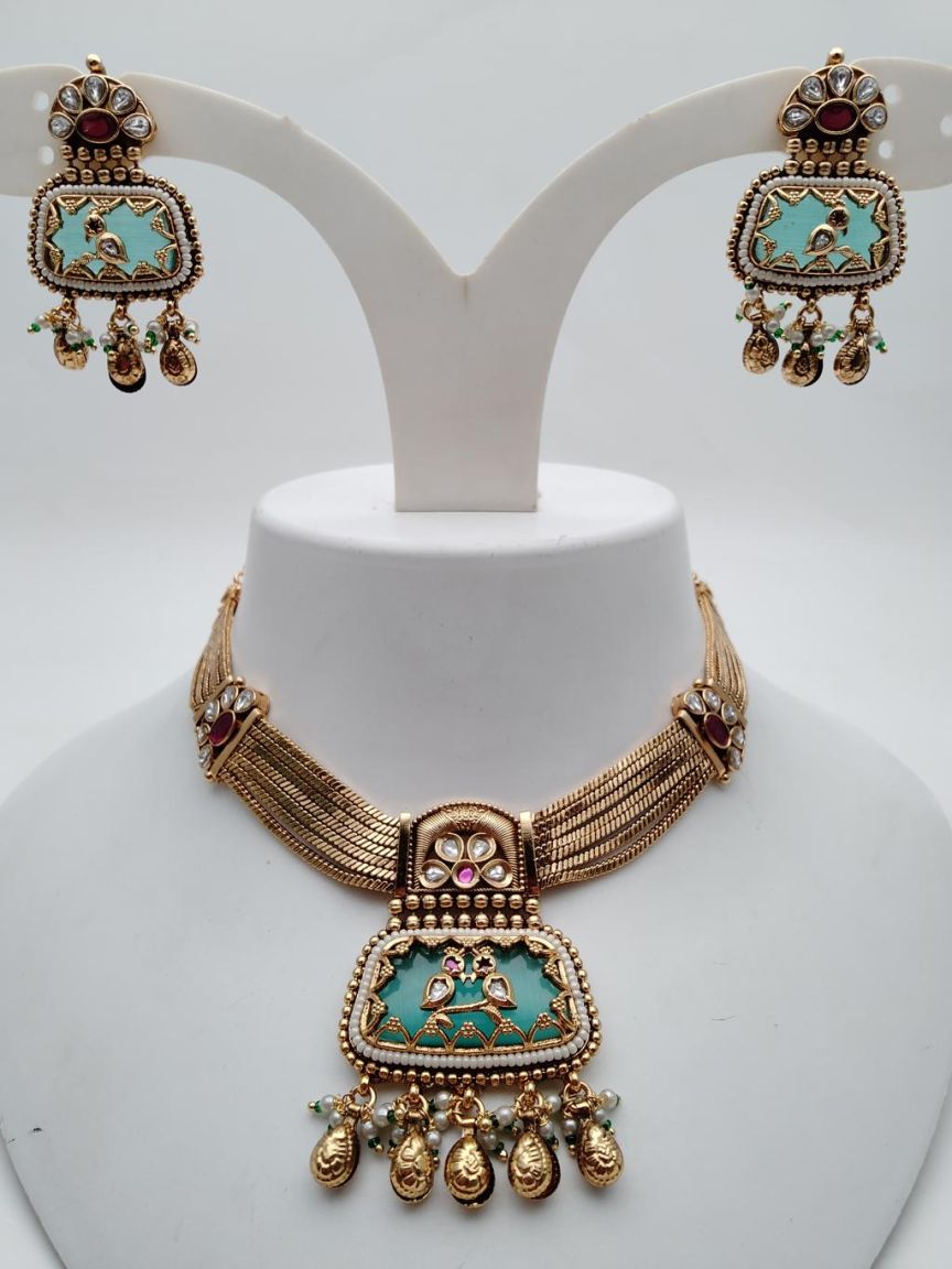 NECKLASE SET IN POLKI (GOLD POLISH) STYLE | DESIGN - 18753