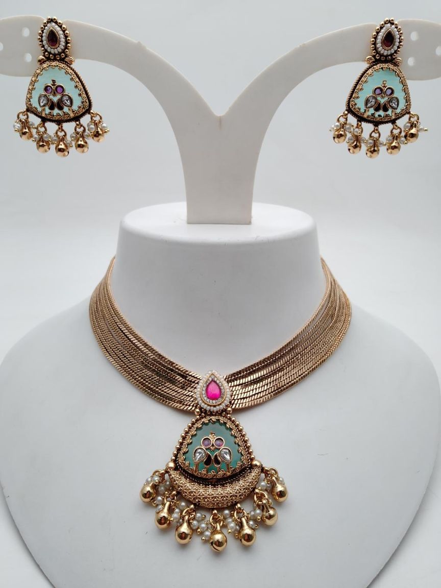 NECKLASE SET IN POLKI (GOLD POLISH) STYLE | DESIGN - 18754