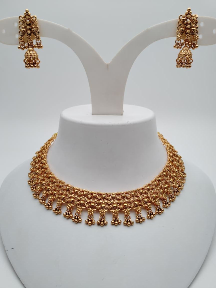 NECKLASE SET IN POLKI (GOLD POLISH) STYLE | DESIGN - 18762