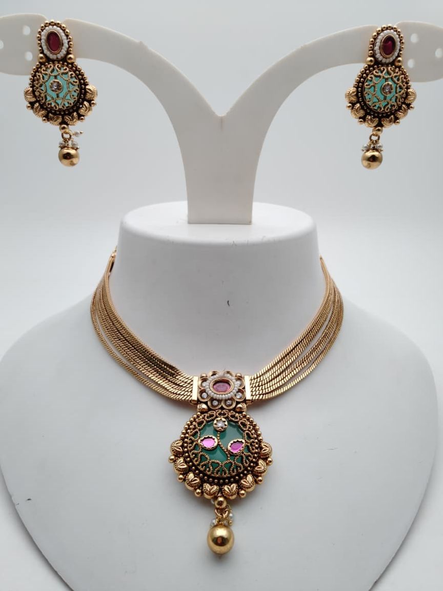 NECKLASE SET IN POLKI (GOLD POLISH) STYLE | DESIGN - 18765
