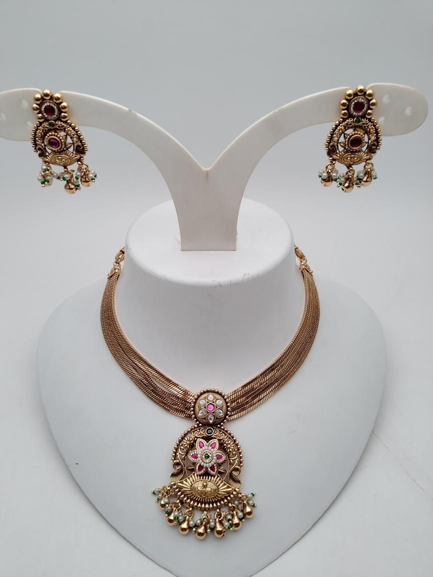 NECKLASE SET IN POLKI (GOLD POLISH) STYLE | DESIGN - 18859