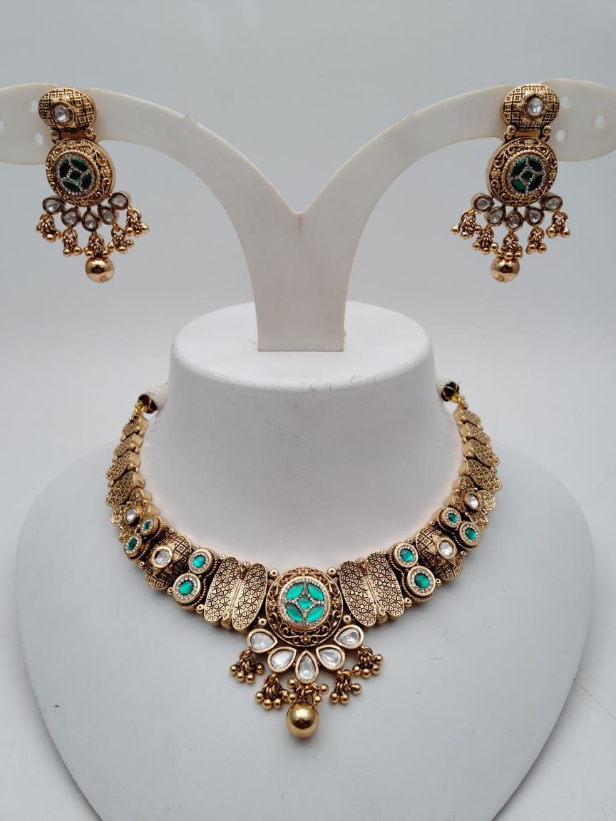 NECKLASE SET IN POLKI (GOLD POLISH) STYLE | DESIGN - 18869