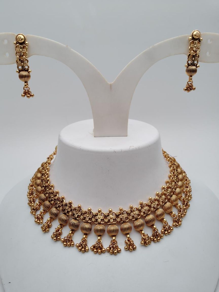 NECKLASE SET IN POLKI (GOLD POLISH) STYLE | DESIGN - 18872