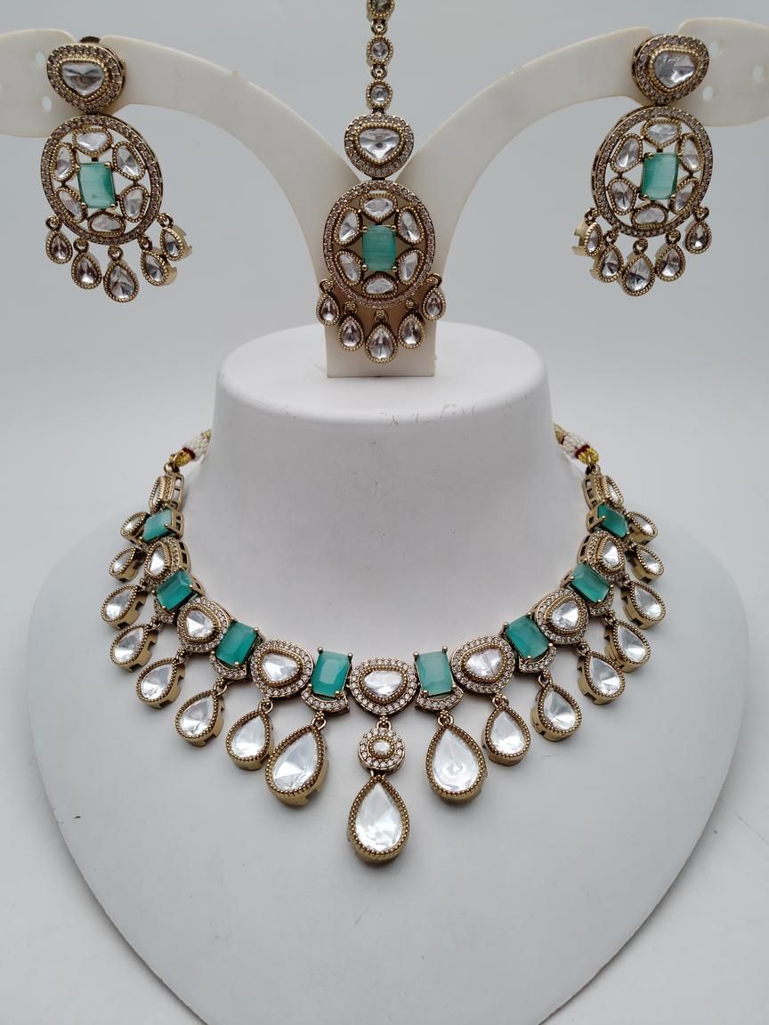 NECKLASE SET IN POLKI (GOLD POLISH) STYLE | DESIGN - 18883