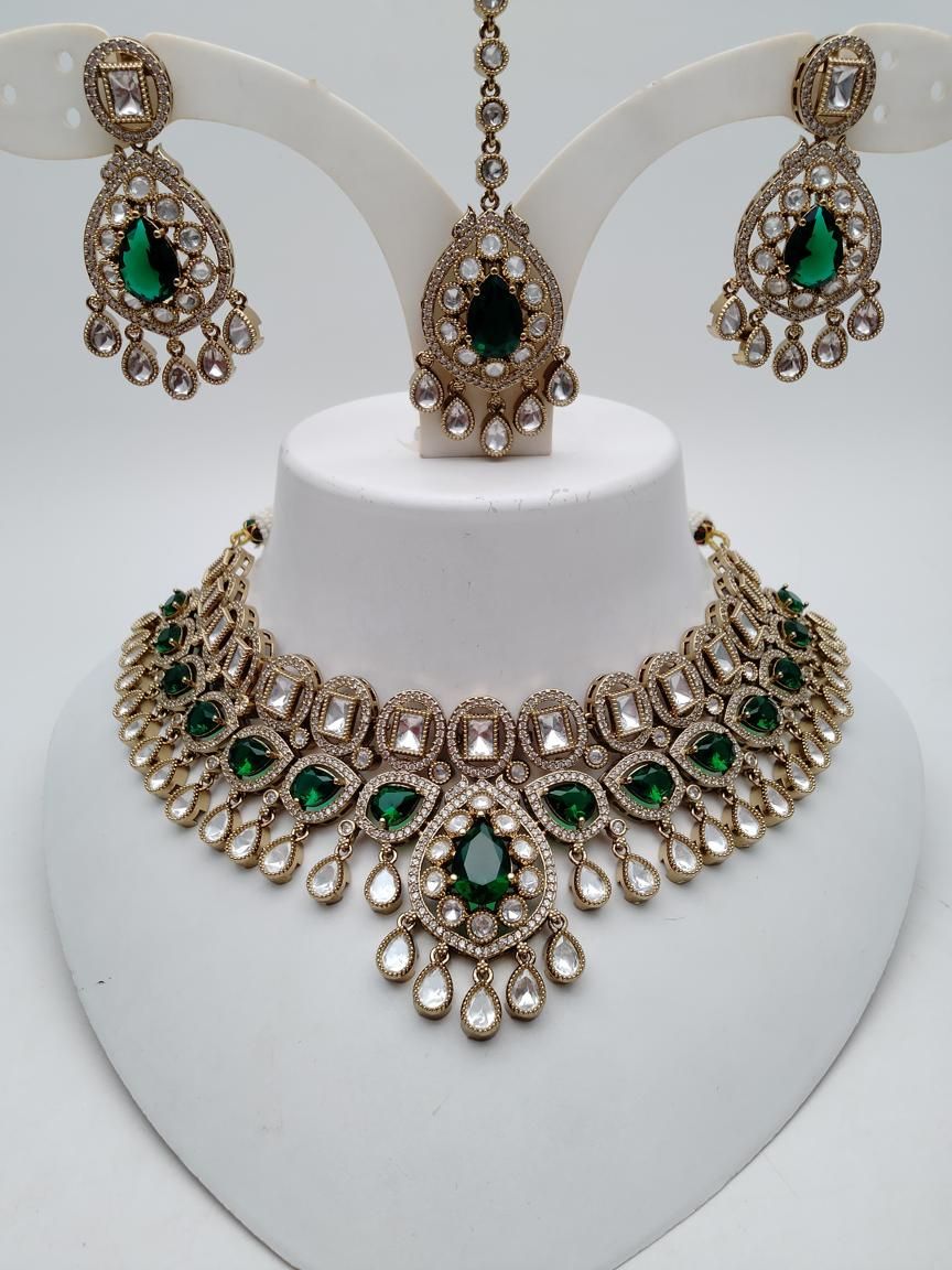 NECKLASE SET IN POLKI (GOLD POLISH) STYLE | DESIGN - 18884