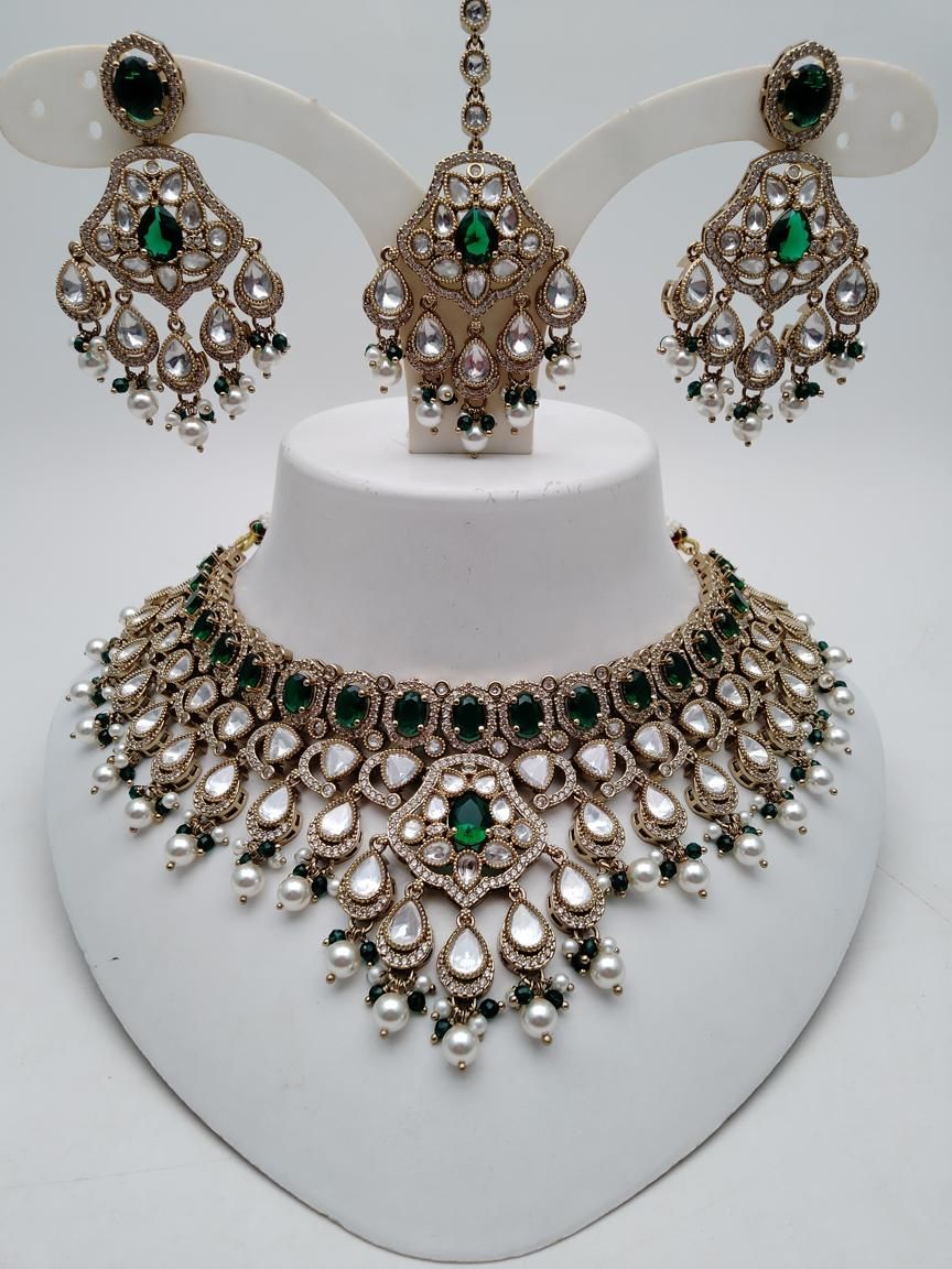 NECKLASE SET IN POLKI (GOLD POLISH) STYLE | DESIGN - 18885