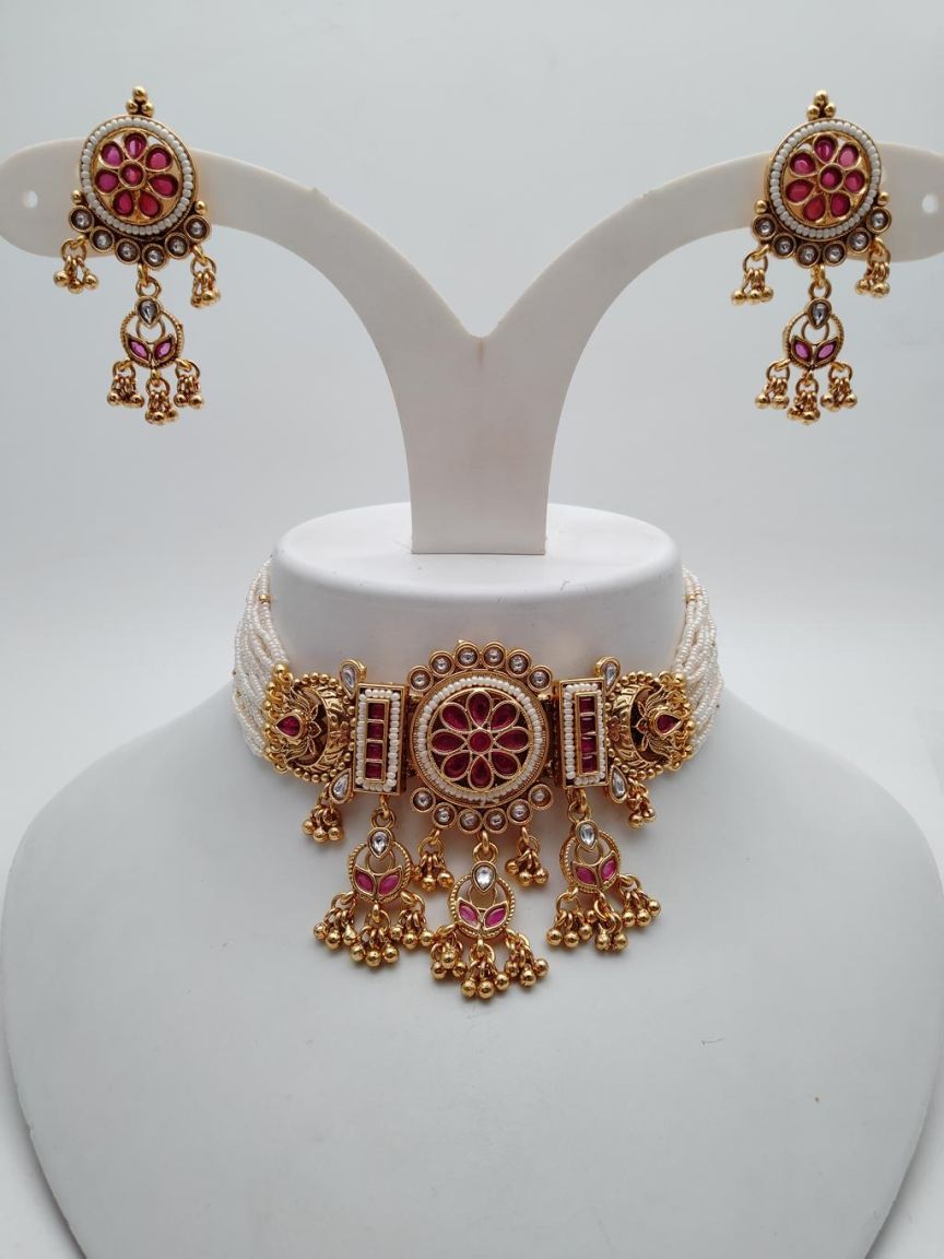 PIROI CHOKER IN POLKI (GOLD POLISH) STYLE | DESIGN - 48516