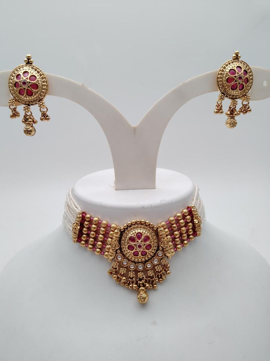 PIROI CHOKER IN POLKI (GOLD POLISH) STYLE | DESIGN - 48529