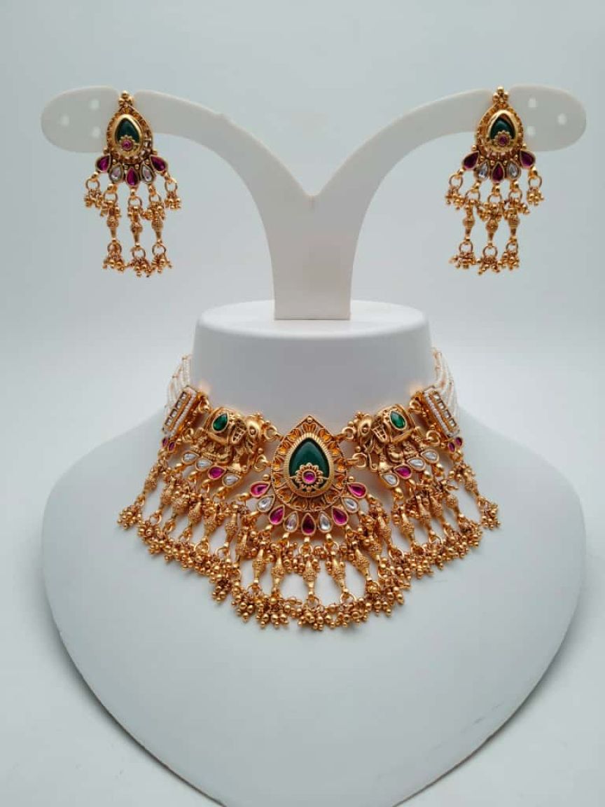 PIROI NECKLACE IN POLKI (GOLD POLISH) STYLE | DESIGN - 31525