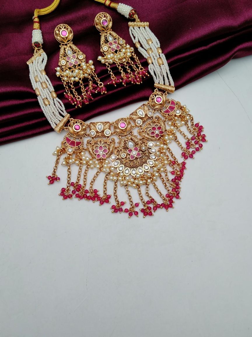 PIROI NECKLACE IN POLKI (GOLD POLISH) STYLE | DESIGN - 31528