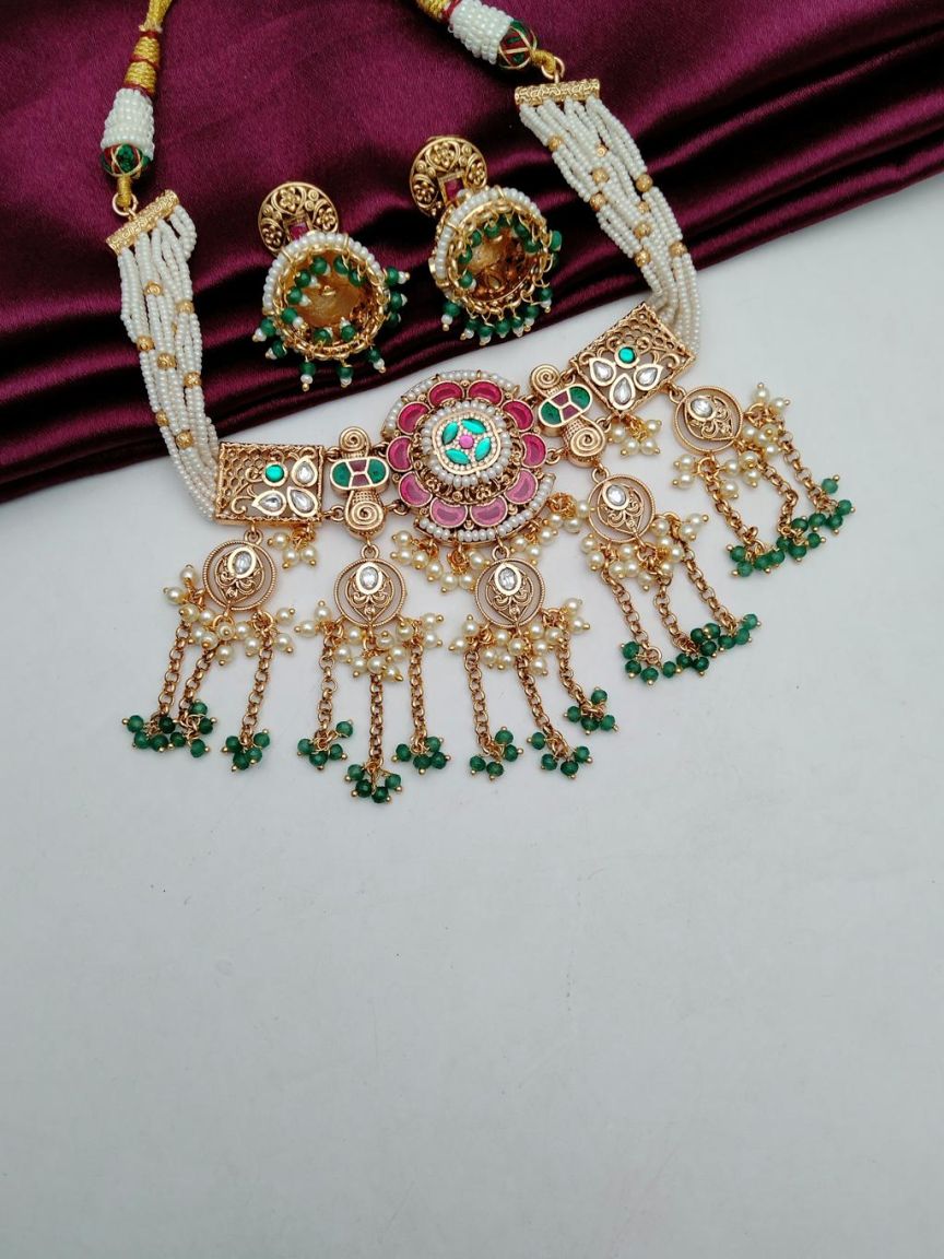 PIROI NECKLACE IN POLKI (GOLD POLISH) STYLE | DESIGN - 31530